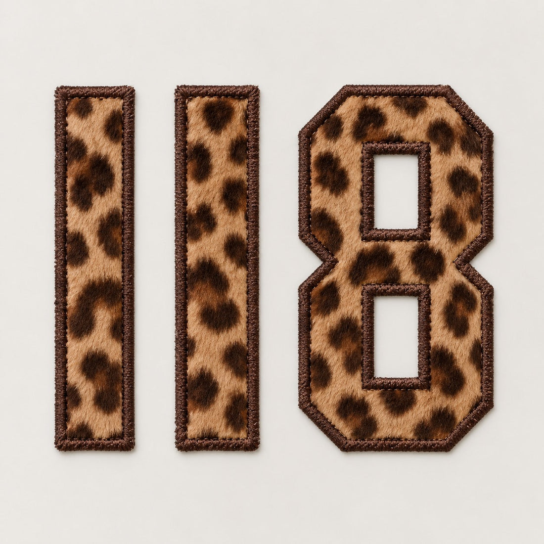 Driedelige 118-patchset in luipaard faux fur met satijnsteekrand in Coffee Bean